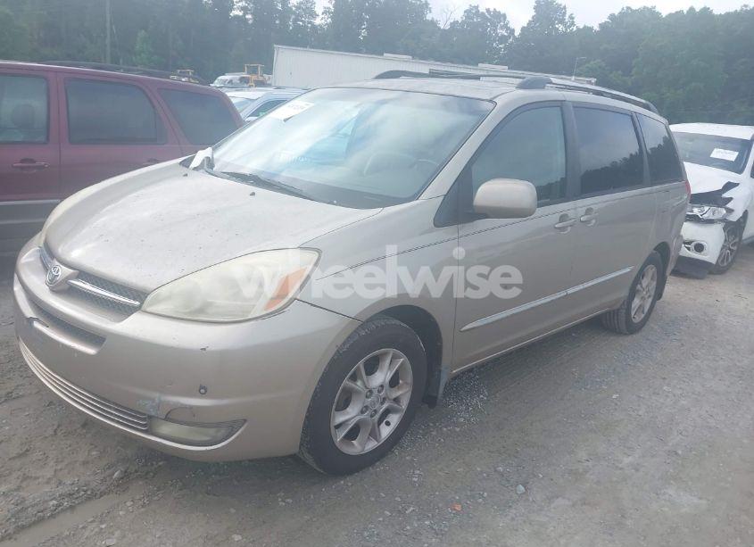 Photo 2 of 2004 Toyota Sienna XLE LIMITED (VIN 5TDZA22CX4S025529)