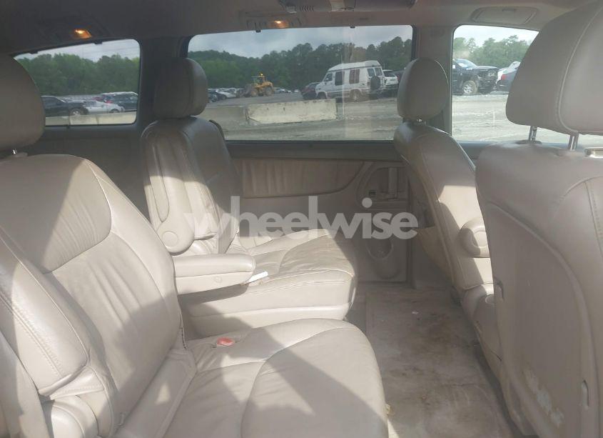 Photo 8 of 2004 Toyota Sienna XLE LIMITED (VIN 5TDZA22CX4S025529)