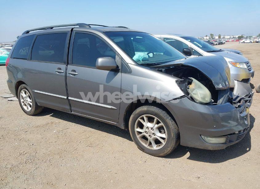 2004 Toyota Sienna XLE LIMITED (VIN 5TDZA22CX4S089232) main photo
