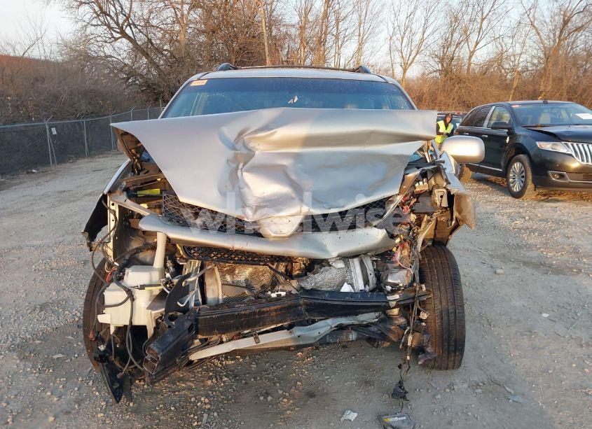 Photo 13 of 2004 Toyota Sienna XLE LIMITED (VIN 5TDZA22CX4S192411)