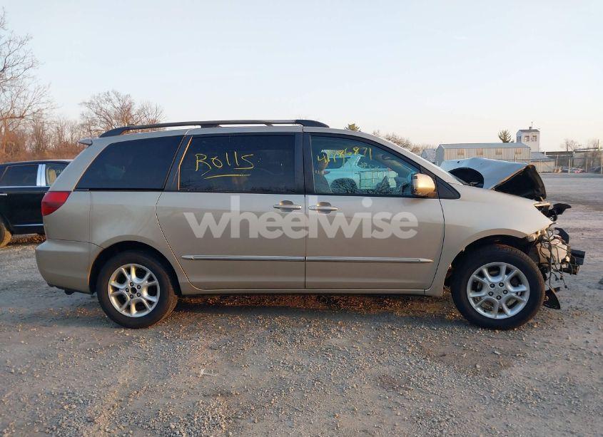 Photo 14 of 2004 Toyota Sienna XLE LIMITED (VIN 5TDZA22CX4S192411)