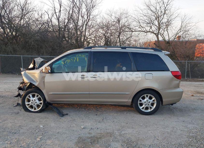 Photo 15 of 2004 Toyota Sienna XLE LIMITED (VIN 5TDZA22CX4S192411)