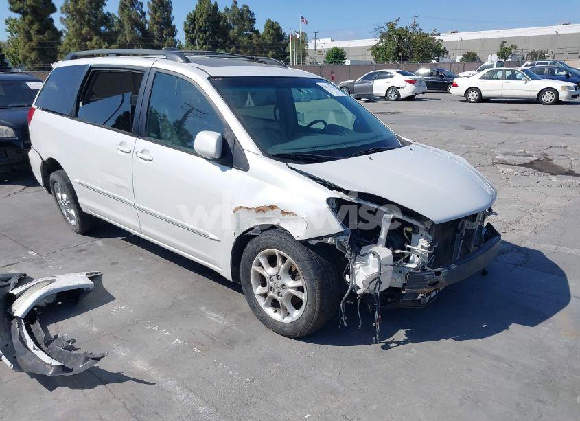 2004 Toyota Sienna XLE LIMITED (VIN 5TDZA22CX4S208879) main photo