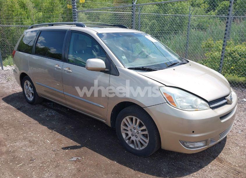 2004 Toyota Sienna XLE LIMITED (VIN 5TDZA22CX4S213550) main photo