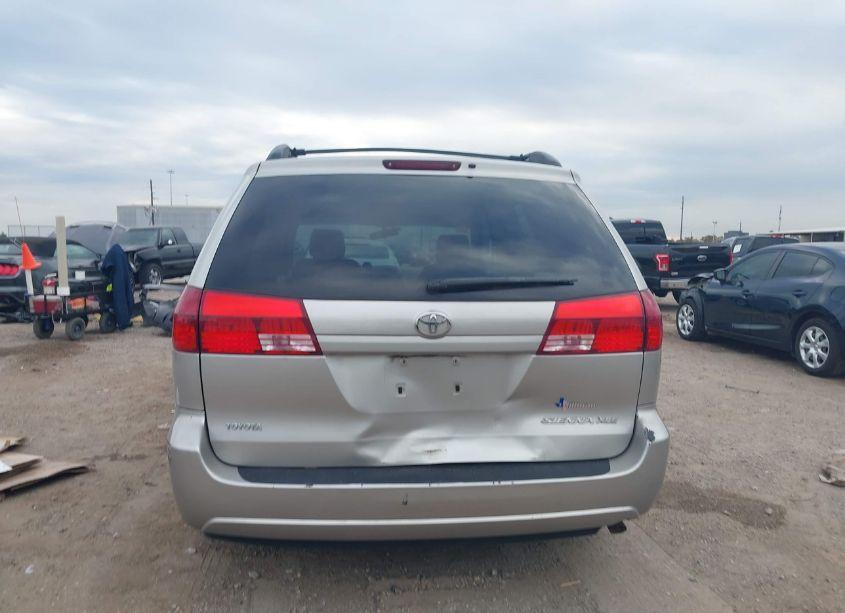 Photo 16 of 2005 Toyota Sienna XLE (VIN 5TDZA22CX5S229992)