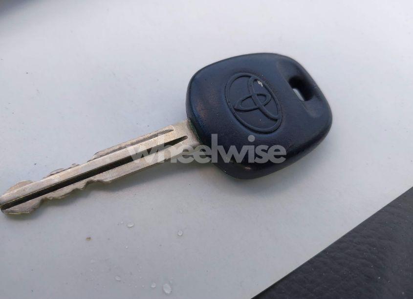 Photo 11 of 2005 Toyota Sienna XLE/XLE LIMITED (VIN 5TDZA22CX5S284040)