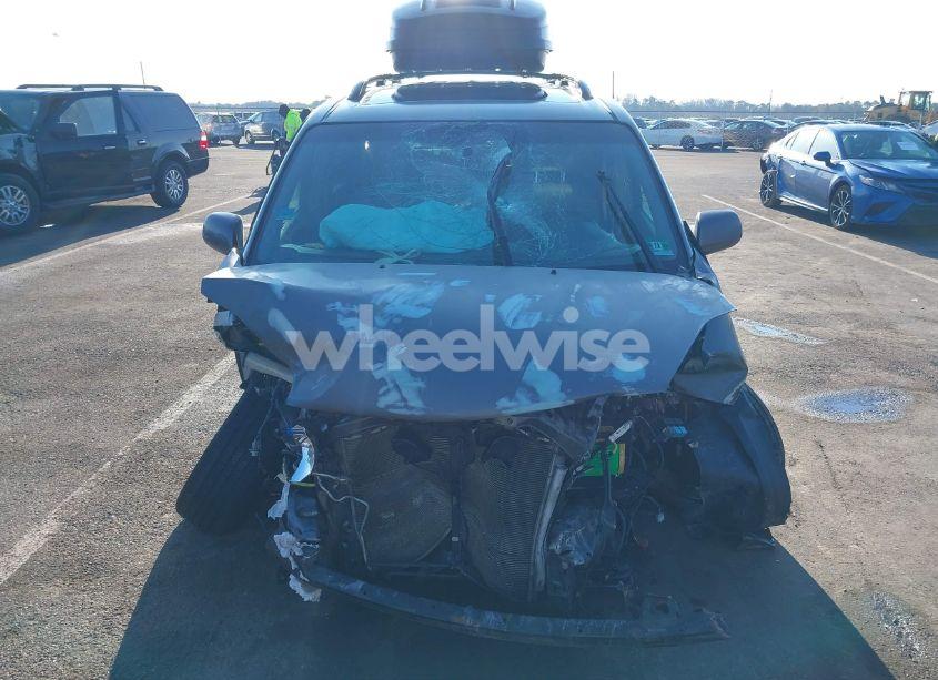 Photo 12 of 2005 Toyota Sienna XLE/XLE LIMITED (VIN 5TDZA22CX5S284040)