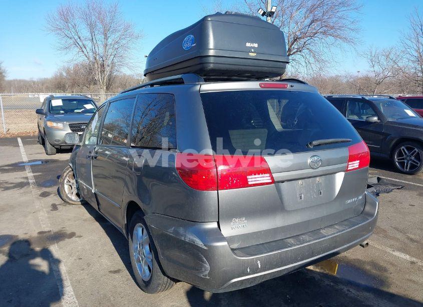 Photo 3 of 2005 Toyota Sienna XLE/XLE LIMITED (VIN 5TDZA22CX5S284040)