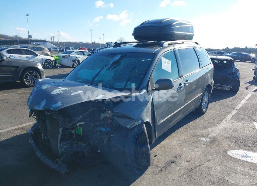 Photo 6 of 2005 Toyota Sienna XLE/XLE LIMITED (VIN 5TDZA22CX5S284040)