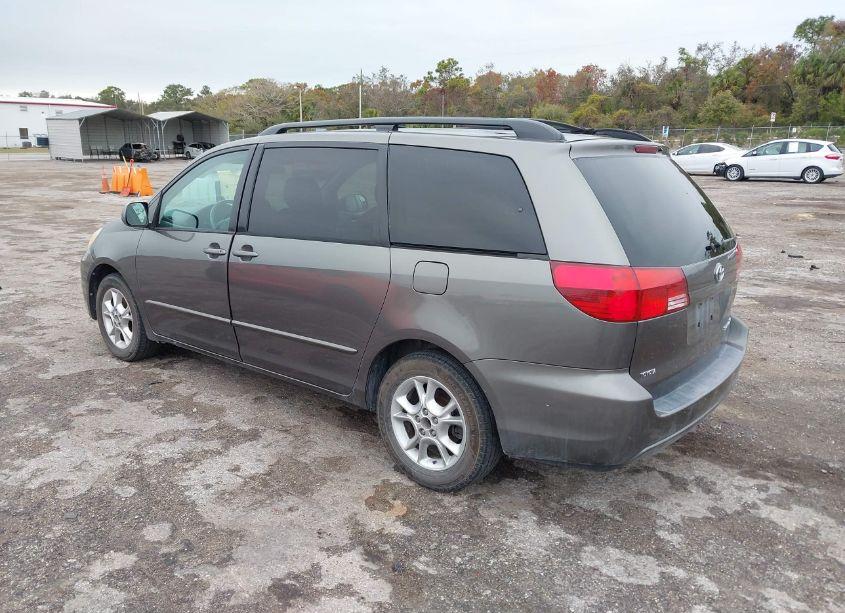 Photo 3 of 2005 Toyota Sienna XLE (VIN 5TDZA22CX5S289531)