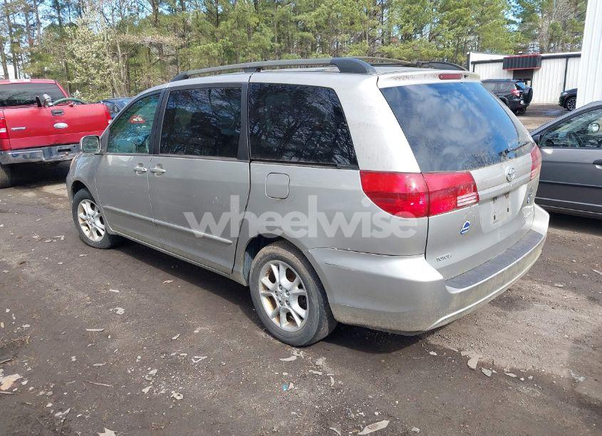 Photo 3 of 2005 Toyota Sienna XLE (VIN 5TDZA22CX5S309972)