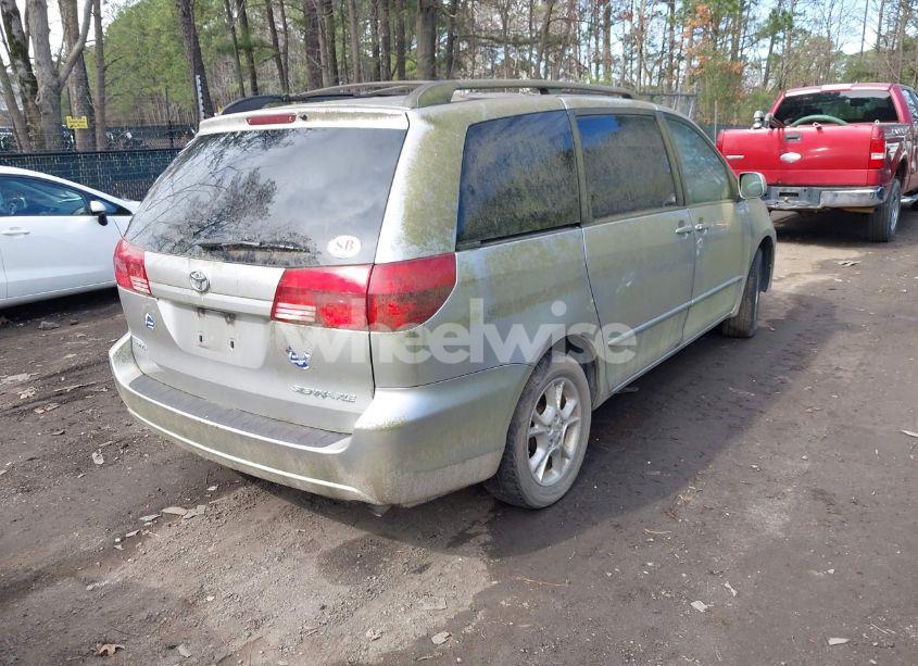Photo 4 of 2005 Toyota Sienna XLE (VIN 5TDZA22CX5S309972)