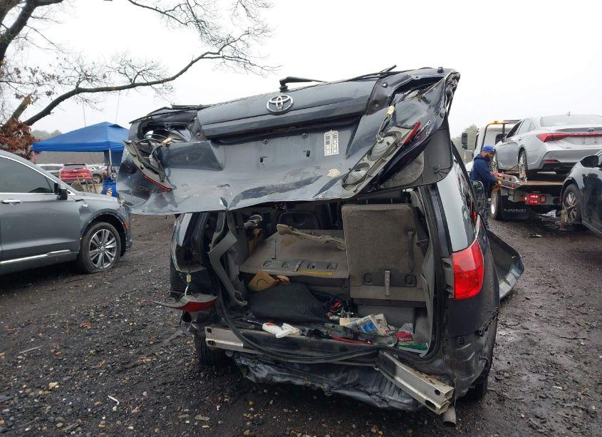 Photo 16 of 2006 Toyota Sienna XLE (VIN 5TDZA22CX6S436111)
