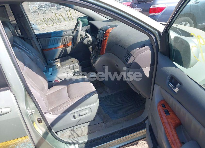 Photo 5 of 2006 Toyota Sienna XLE (VIN 5TDZA22CX6S486894)