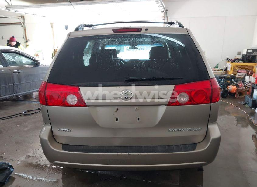Photo 17 of 2006 Toyota Sienna XLE (VIN 5TDZA22CX6S528254)