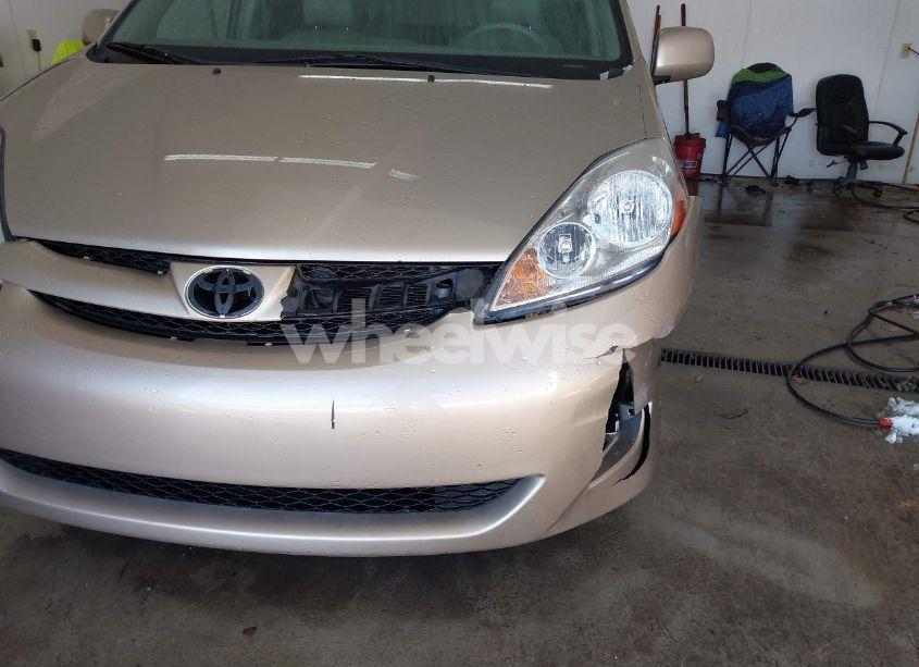 Photo 19 of 2006 Toyota Sienna XLE (VIN 5TDZA22CX6S528254)