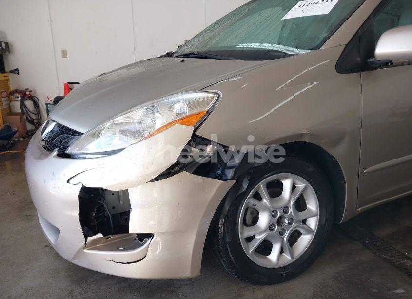 Photo 6 of 2006 Toyota Sienna XLE (VIN 5TDZA22CX6S528254)