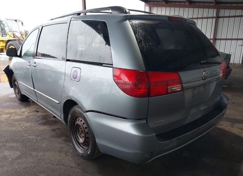 Photo 3 of 2004 Toyota Sienna LE (VIN 5TDZA23C04S038451)