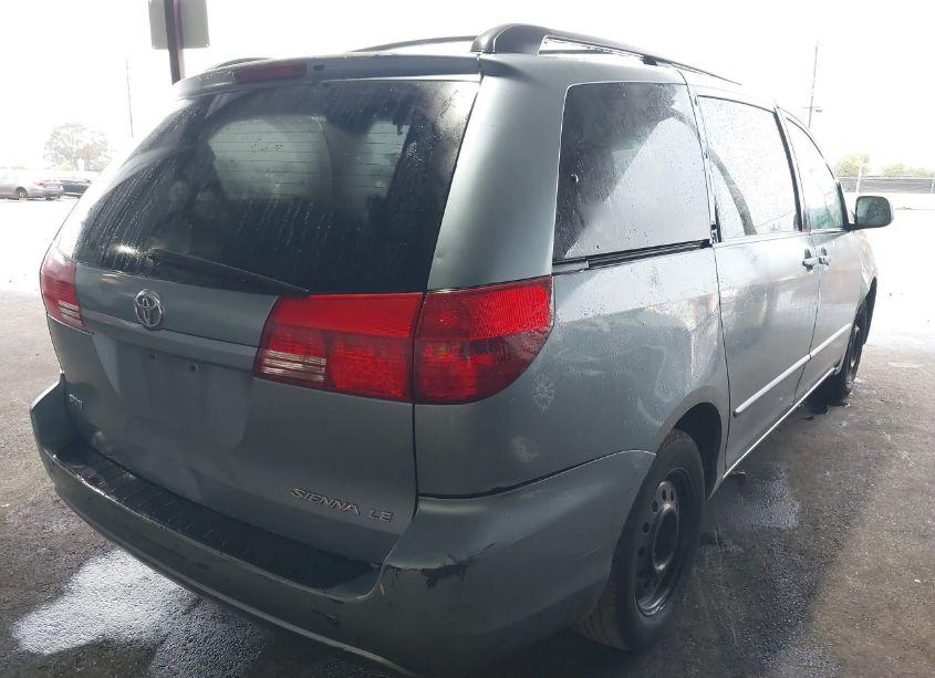 Photo 4 of 2004 Toyota Sienna LE (VIN 5TDZA23C04S038451)