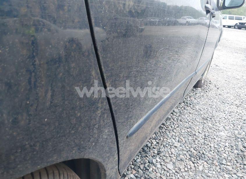 Photo 14 of 2004 Toyota Sienna LE (VIN 5TDZA23C04S085432)