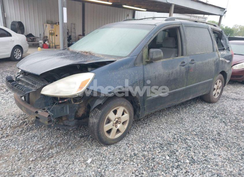 Photo 2 of 2004 Toyota Sienna LE (VIN 5TDZA23C04S085432)