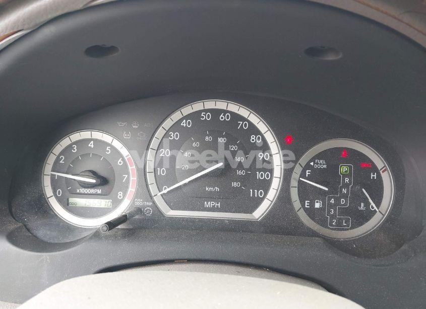 Photo 7 of 2004 Toyota Sienna LE (VIN 5TDZA23C04S105873)