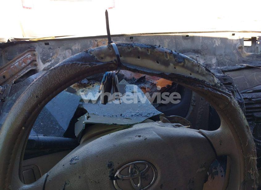 Photo 7 of 2004 Toyota Sienna CE (VIN 5TDZA23C04S157696)