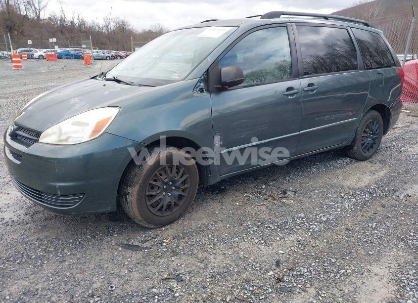 Photo 2 of 2004 Toyota Sienna LE (VIN 5TDZA23C04S188902)