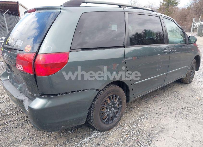 Photo 4 of 2004 Toyota Sienna LE (VIN 5TDZA23C04S188902)