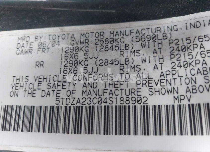 Photo 9 of 2004 Toyota Sienna LE (VIN 5TDZA23C04S188902)