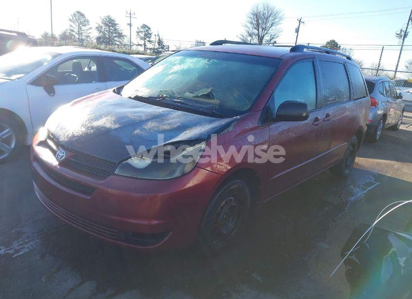 Photo 2 of 2004 Toyota Sienna LE (VIN 5TDZA23C04S220988)
