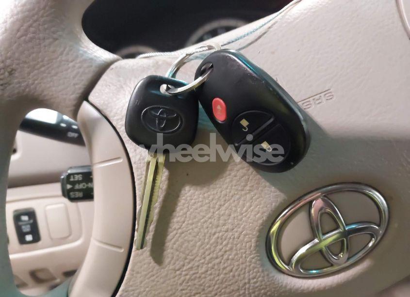 Photo 11 of 2005 Toyota Sienna LE (VIN 5TDZA23C05S221432)
