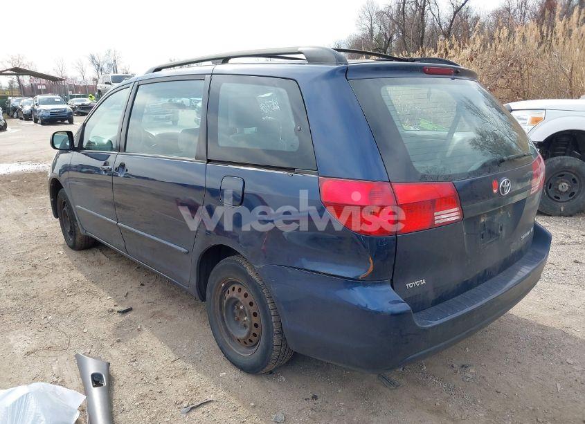 Photo 3 of 2005 Toyota Sienna CE (VIN 5TDZA23C05S300745)