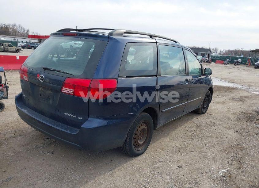 Photo 4 of 2005 Toyota Sienna CE (VIN 5TDZA23C05S300745)