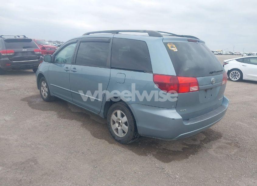 Photo 3 of 2005 Toyota Sienna LE (VIN 5TDZA23C05S311325)