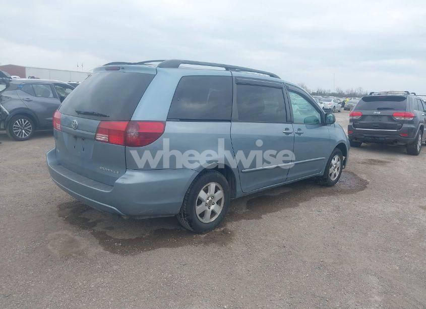 Photo 4 of 2005 Toyota Sienna LE (VIN 5TDZA23C05S311325)