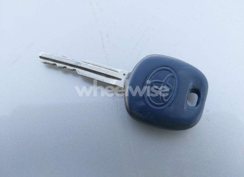 Photo 11 of 2005 Toyota Sienna LE (VIN 5TDZA23C05S335432)