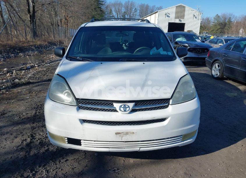 Photo 12 of 2005 Toyota Sienna LE (VIN 5TDZA23C05S335432)