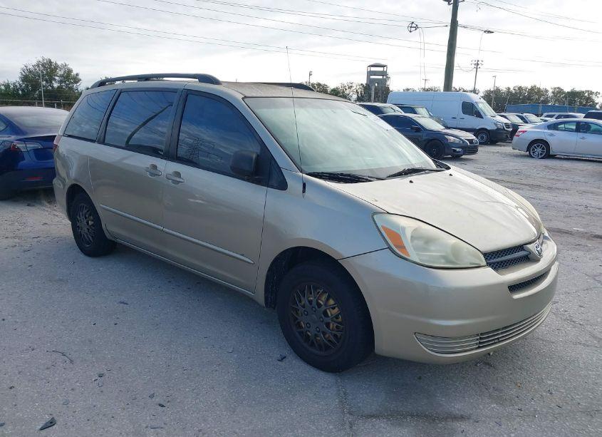 2005 Toyota Sienna CE (VIN 5TDZA23C05S353011) main photo