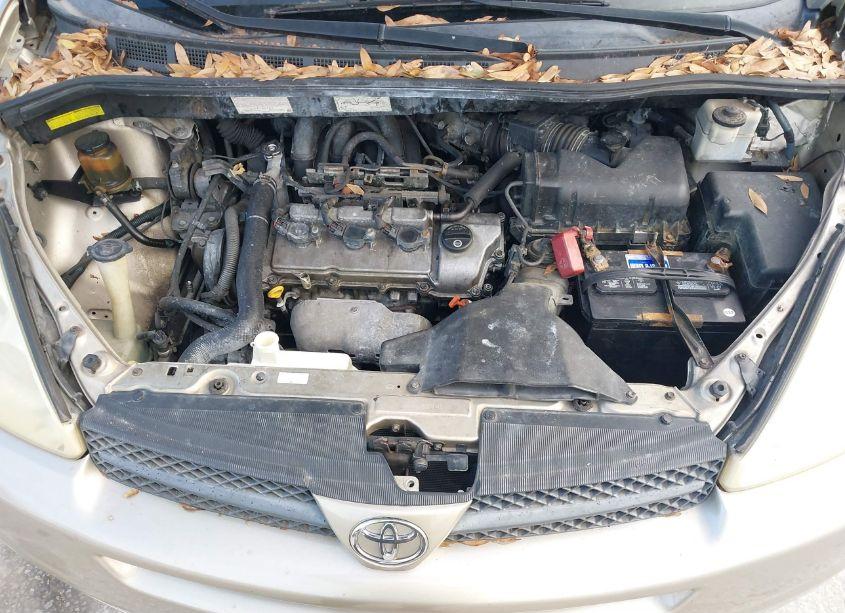 Photo 10 of 2005 Toyota Sienna CE (VIN 5TDZA23C05S353011)
