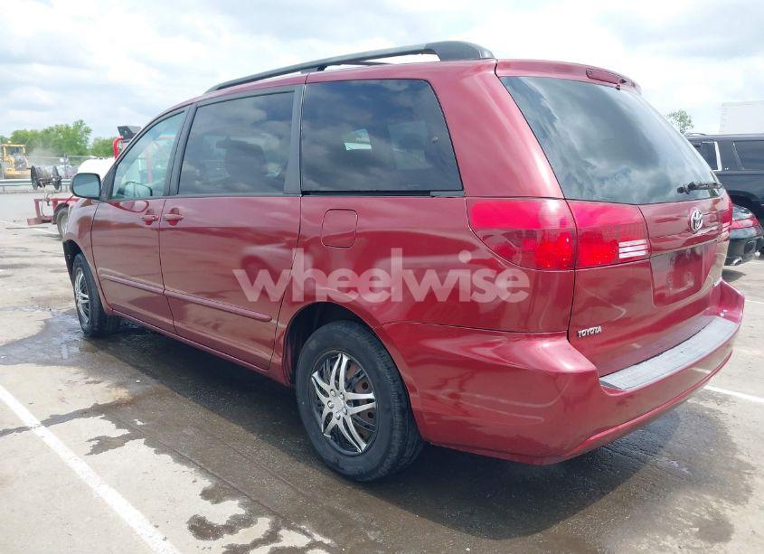 Photo 3 of 2005 Toyota Sienna LE (VIN 5TDZA23C05S356510)