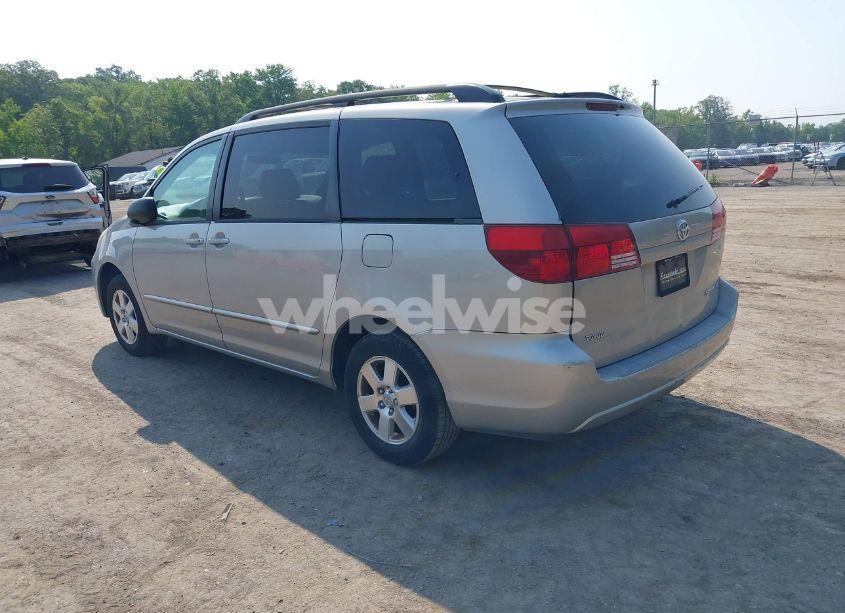 Photo 3 of 2005 Toyota Sienna LE (VIN 5TDZA23C05S358385)