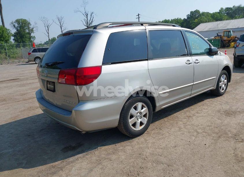 Photo 4 of 2005 Toyota Sienna LE (VIN 5TDZA23C05S358385)