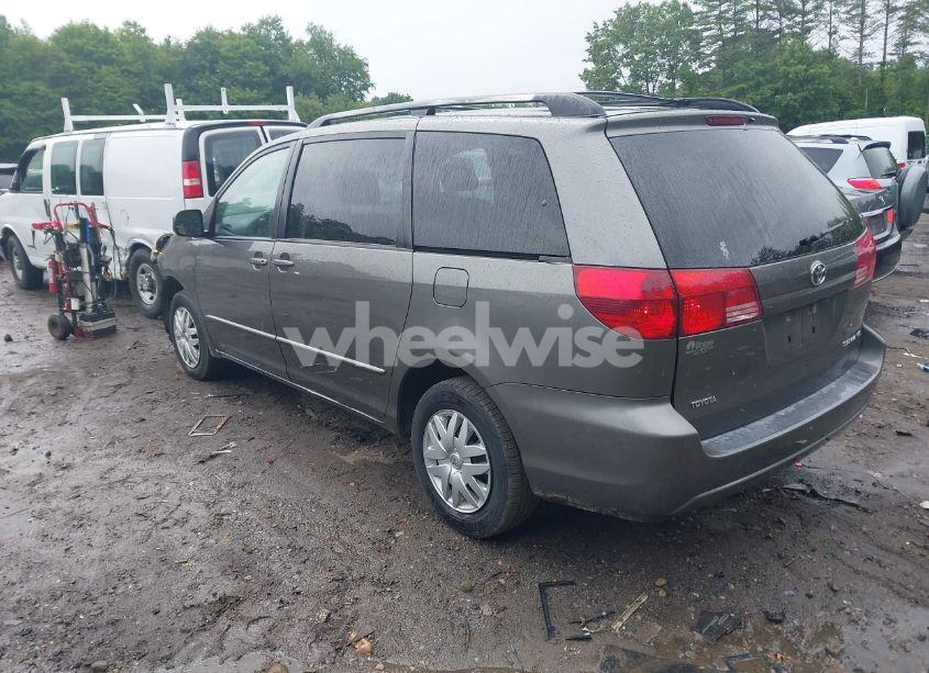 Photo 3 of 2005 Toyota Sienna LE (VIN 5TDZA23C05S372710)
