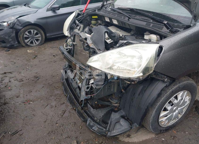 Photo 6 of 2005 Toyota Sienna LE (VIN 5TDZA23C05S372710)