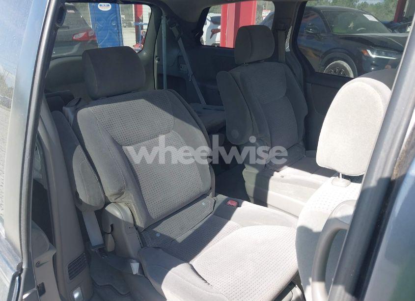 Photo 8 of 2006 Toyota Sienna LE (VIN 5TDZA23C06S408395)