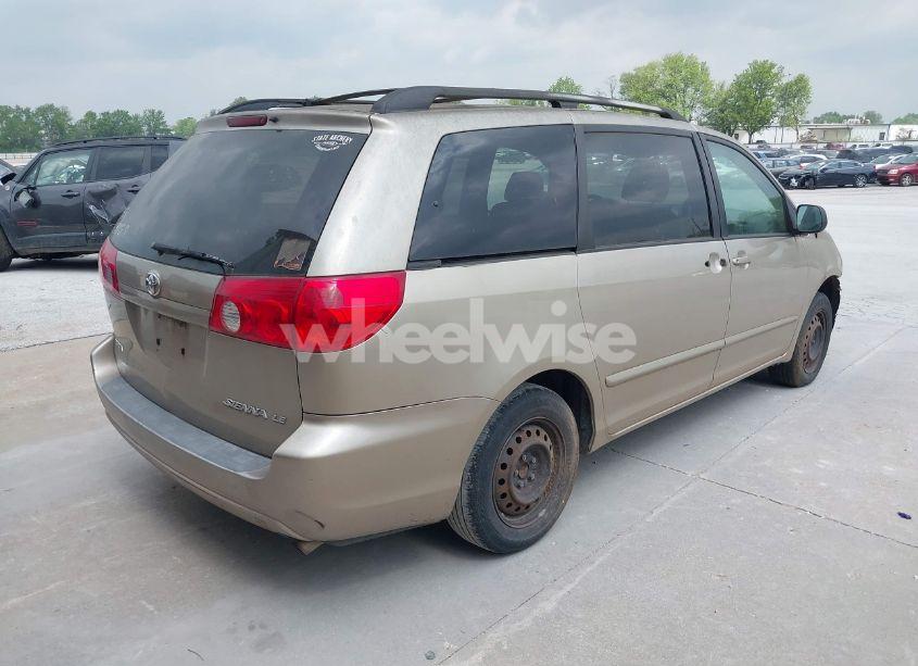 Photo 4 of 2006 Toyota Sienna LE (VIN 5TDZA23C06S439260)
