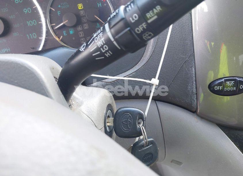 Photo 11 of 2006 Toyota Sienna LE (VIN 5TDZA23C06S451389)