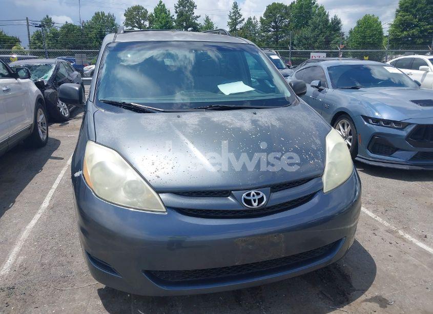 Photo 6 of 2006 Toyota Sienna LE (VIN 5TDZA23C06S451389)