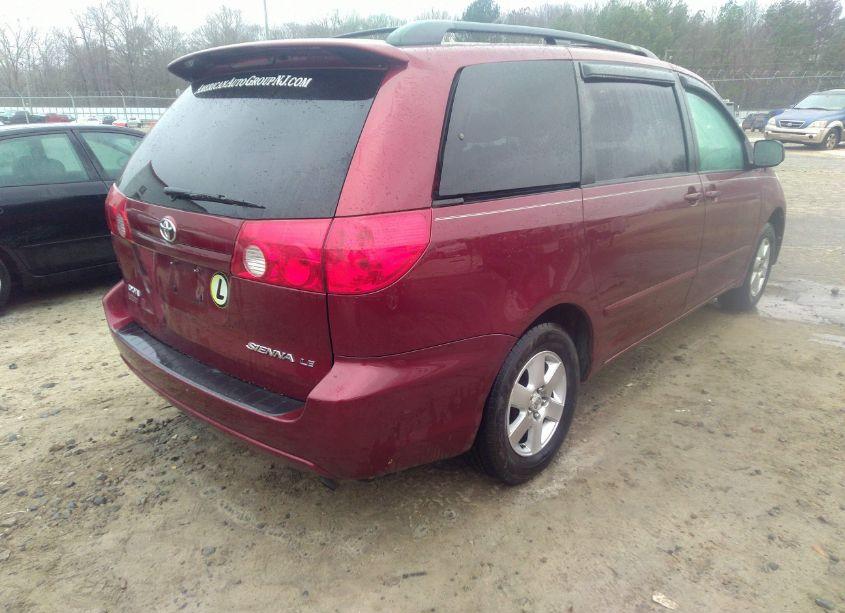 Photo 4 of 2006 Toyota Sienna LE (VIN 5TDZA23C06S478298)